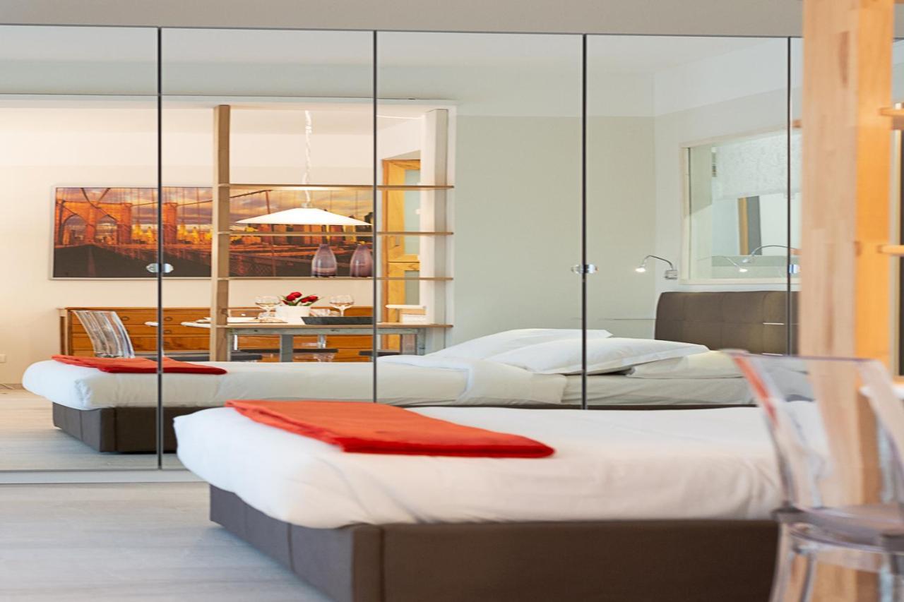 Business Hotel กาซาเล มอนแฟร์ราโต ภายนอก รูปภาพ