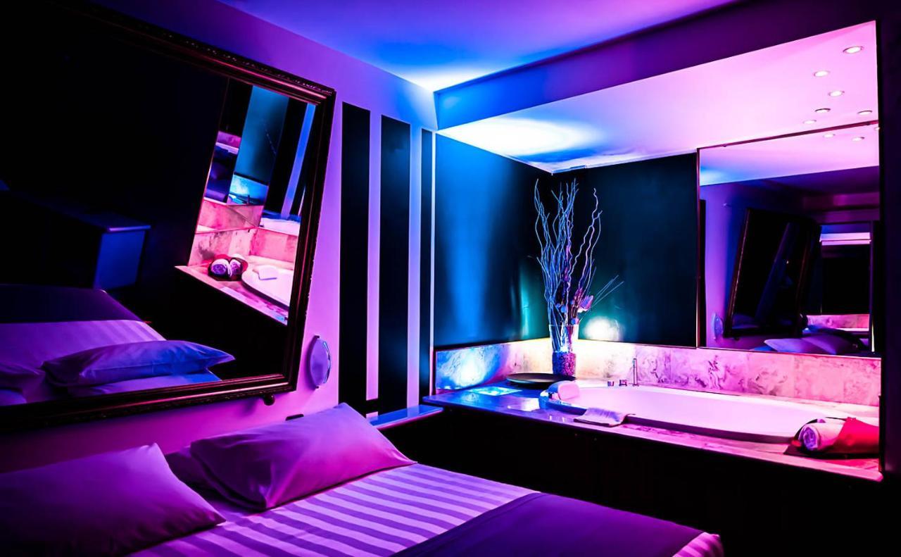 Business Hotel กาซาเล มอนแฟร์ราโต ภายนอก รูปภาพ