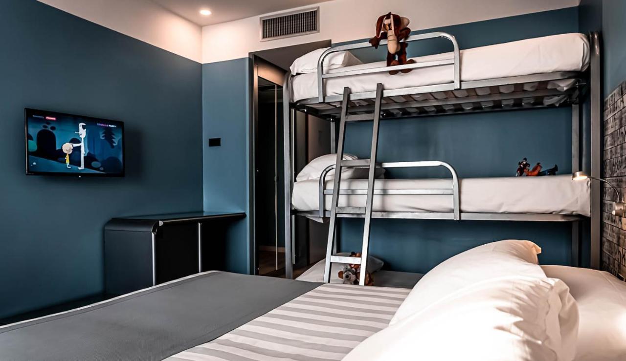 Business Hotel กาซาเล มอนแฟร์ราโต ภายนอก รูปภาพ