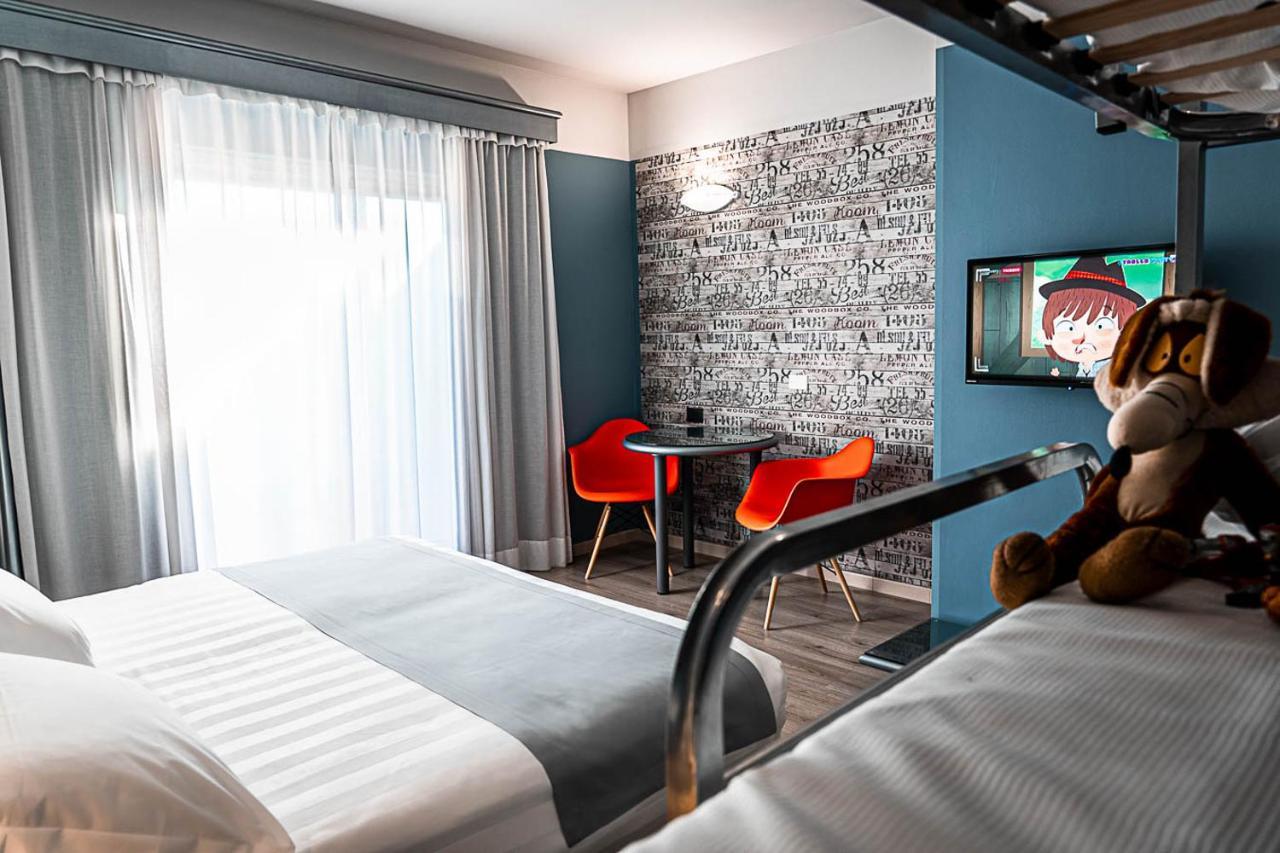 Business Hotel กาซาเล มอนแฟร์ราโต ภายนอก รูปภาพ